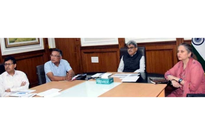 Chief Secretary Urges Cultivation of Land Between Fence and International Border