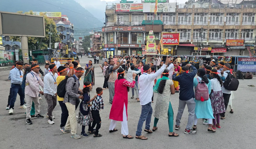Mata Vaishno Devi Pilgrimage Resumes After 3-Week Halt