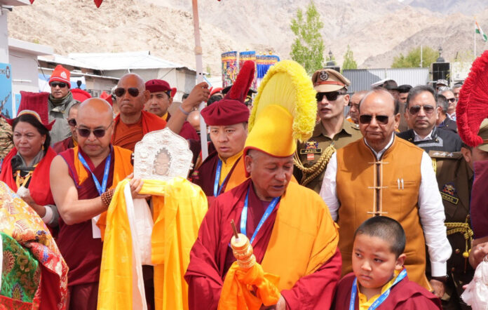 Holy relics of Tathagata Buddha welcome ceremony in Leh
